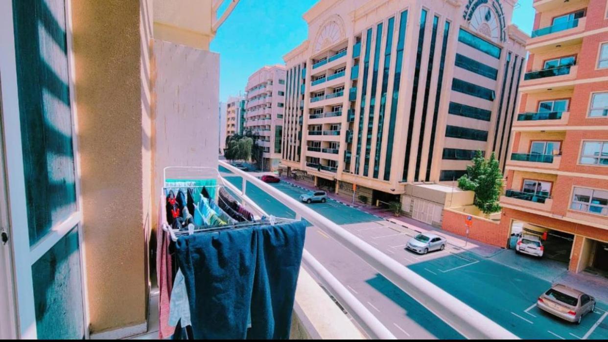 Dxb Hostel Near Adcb Metro Station Dubai Ngoại thất bức ảnh